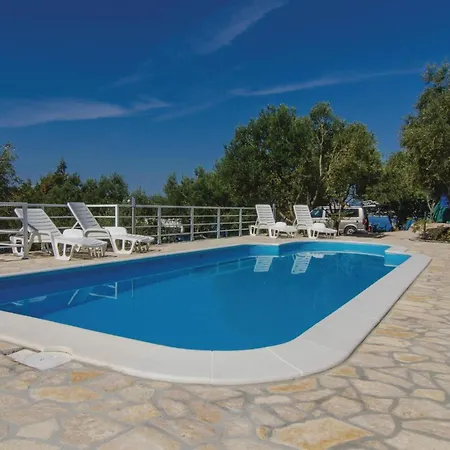 Amazing Apartment In Orebic With House Sea View *