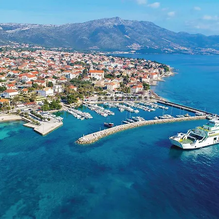 Two-Bedroom Apartment With Sea View In Orebic